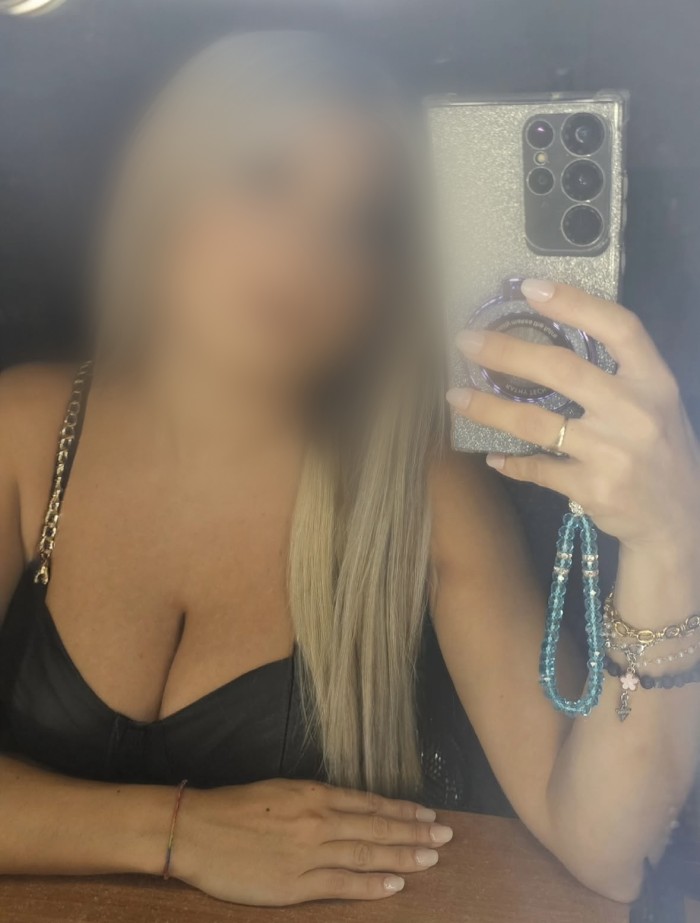 Sara, joven colombiana novedad desde solo 15 euros