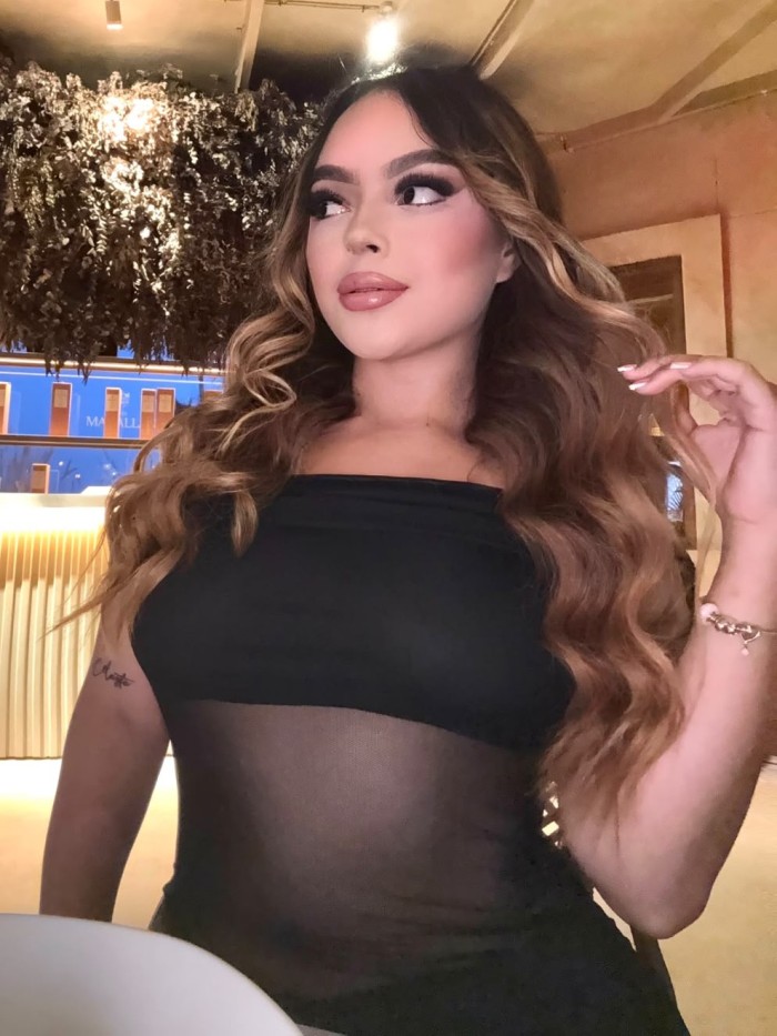 !! FOTOS REALES Y ACTUALES !! JULIETA: RUBIA BARBIE EN ALICANTE CENTRO !!