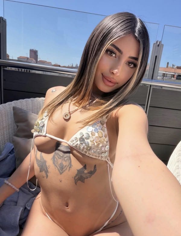 Mia