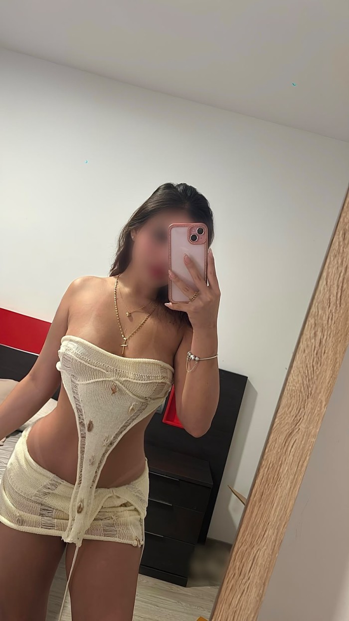 DUPLEX CARGADO DE SEXO, ELEGANCIA Y MALDAD