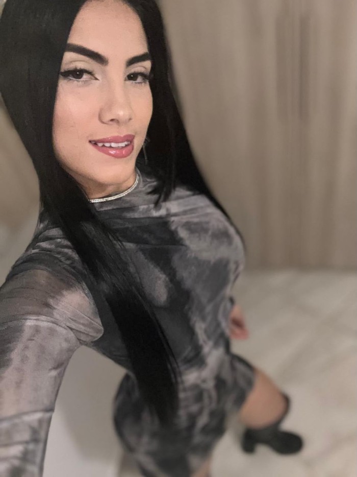 ESCORT COLOMBIANA CACHONDA ARDIENTE EN USERA