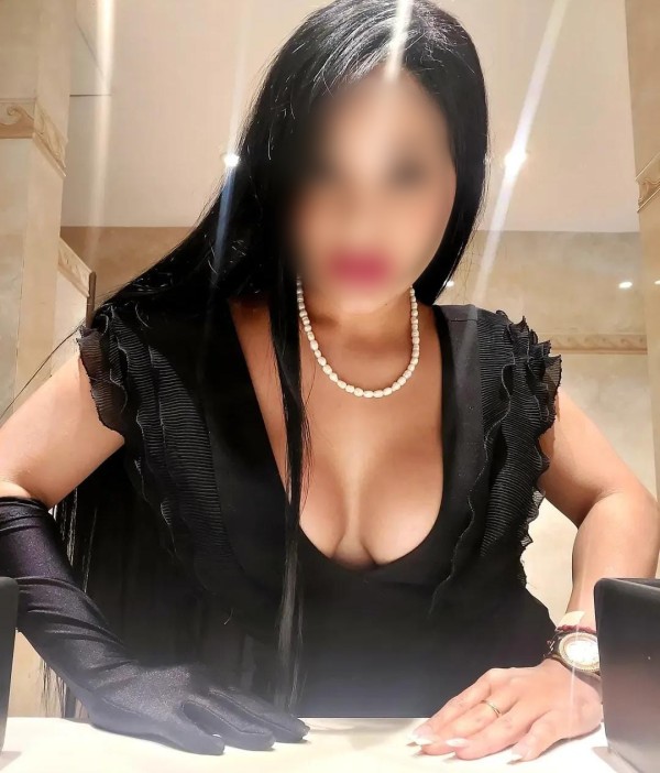 Venezuelana sensual y explosiva