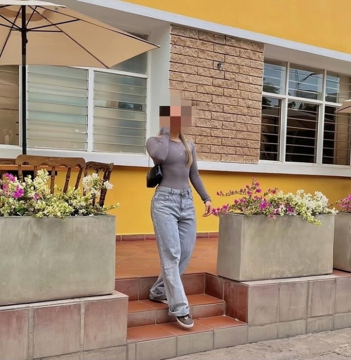 RICA LUJURIOSA AMANTE AL SEXO VEN Y DISFRUTAME