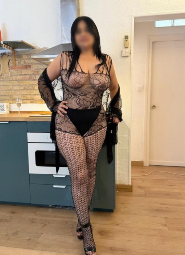 CACHONDA ARDIENTE E IMPLICADA CON GANAS DE PLACER