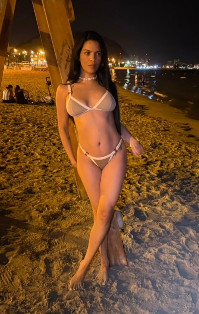 VENEZOLANA DE LUJO EXPLOSIVA Y JUGUETONA