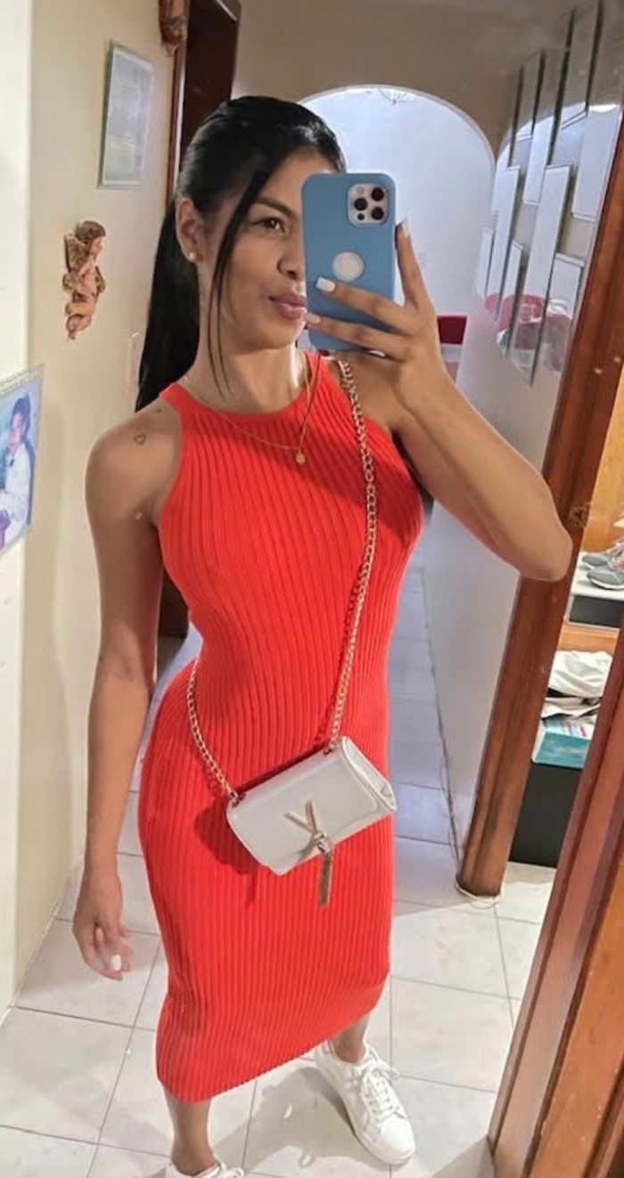 VENEZOLANA DE LUJO EXPLOSIVA Y JUGUETONA
