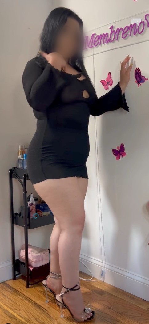 Vanessa Guapa de paso por Villarobledo Fiestera