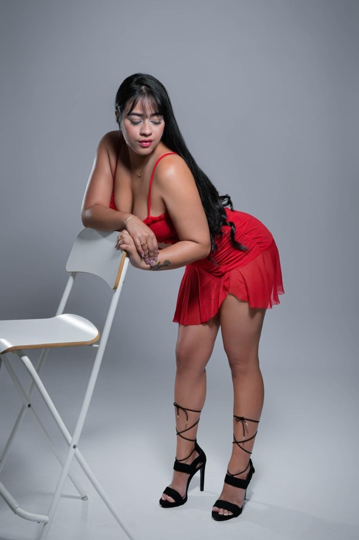 SEXY ESTUDIANTE INDEPENDIENTE 24HR
