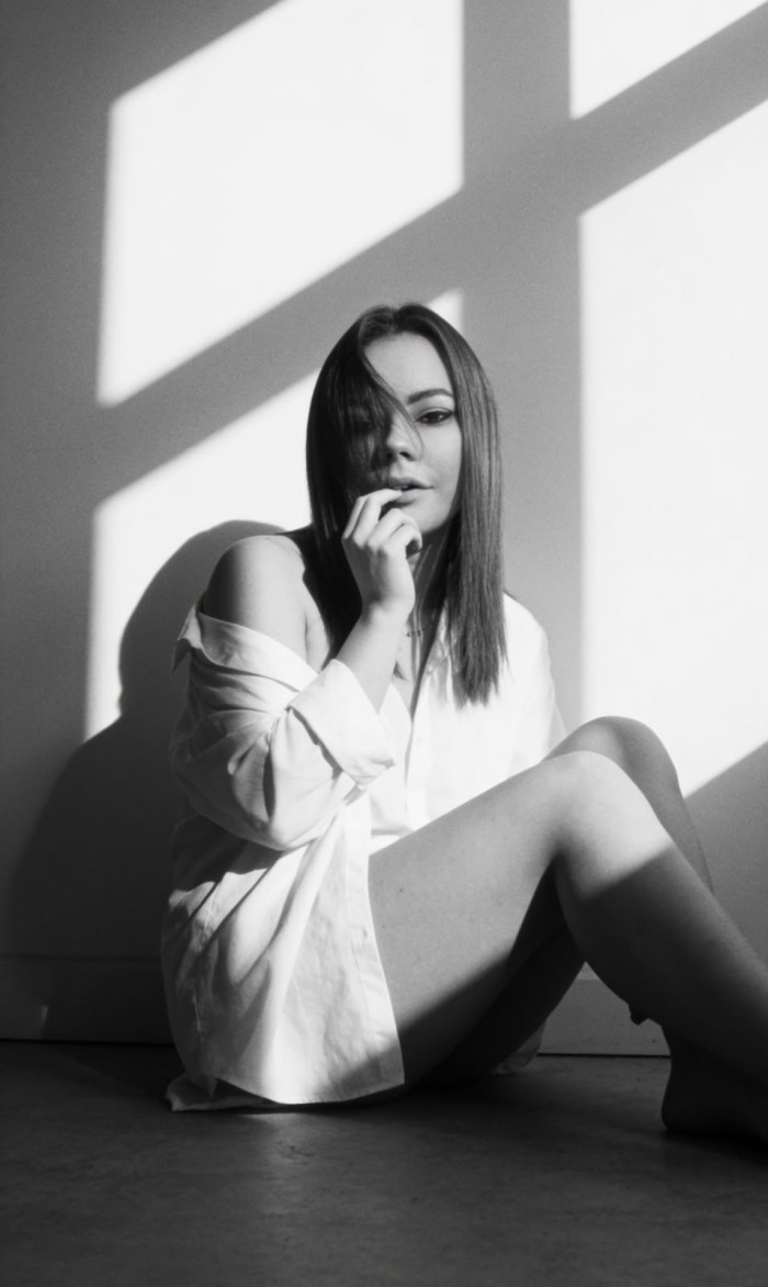 ARDIENTE SENSUAL COMPLACIENTE DESEOSA DE SEXO