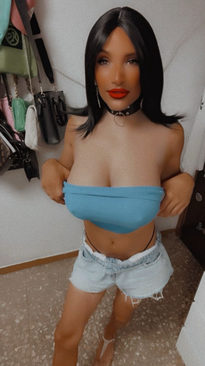 Vendo vídeos caseros muy calientes 3×25€