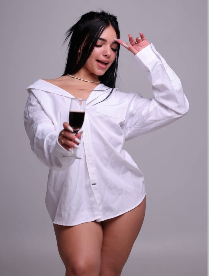Exclusiva e impresionante chica de lujo