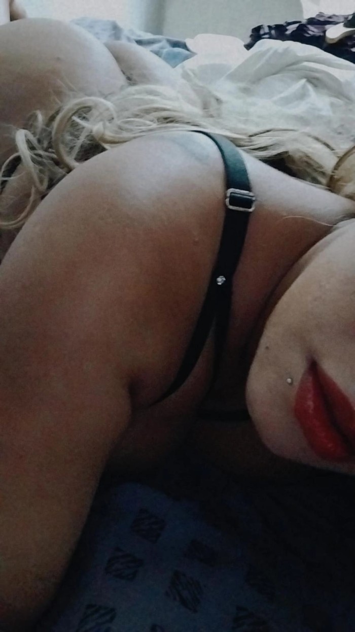 DELICIOSA ENTREGADA CACHONDA COMPLACIENTE
