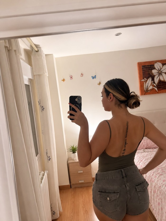 COMPLACIENTE SENSUAL ARDIENTE DIOSA DEL SEXO