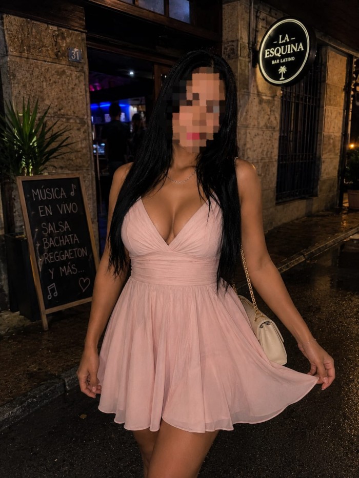 COLOMBIANA FIESTERA MUY ZORRA EXPERTA EN TODO