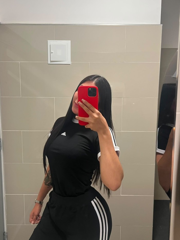 ARDIENTE SENSUAL COMPLACIENTE DIOSA DEL SEXO