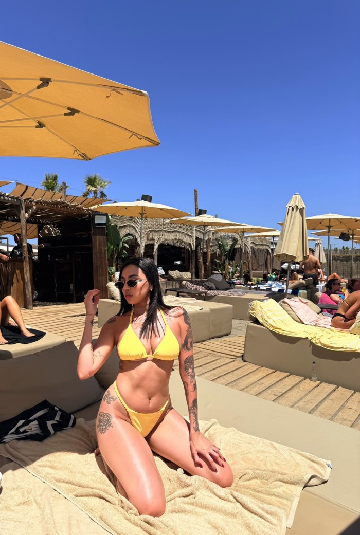 ESCORT CACHONDA FIESTERA COMPLACIENTE E IMPLICADA