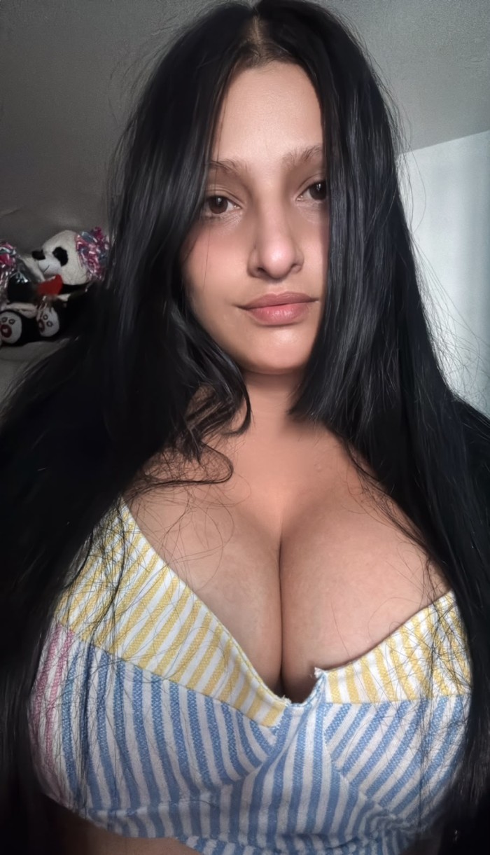 COLOMBIANA DE LUJO EXPLOSIVA Y JUGUETONA