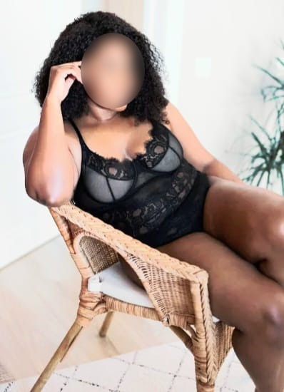631453611 Lucia DIOSA CACHONDA Y TRAVIESA