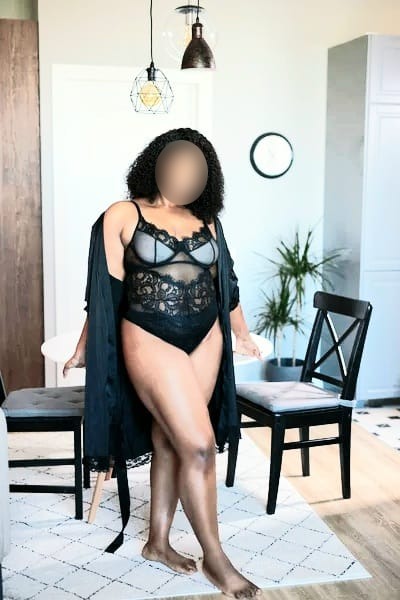 631453611 Lucia DIOSA CACHONDA Y TRAVIESA
