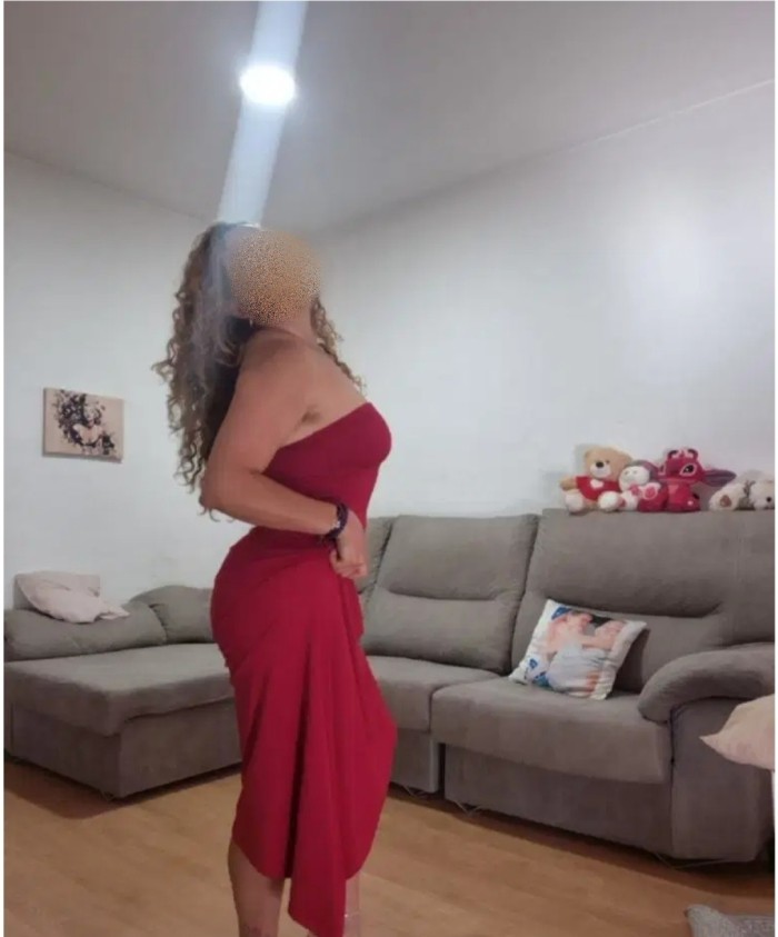 UNA MADURITA QUE NO PASA DESAPERCIBIDA
