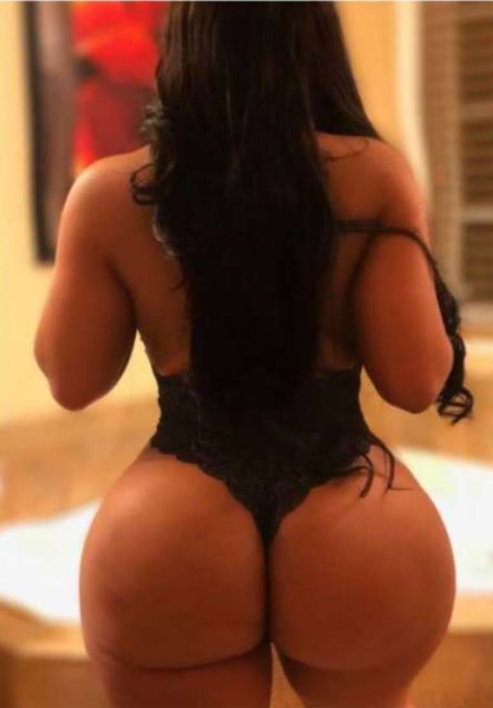 Latina caliente