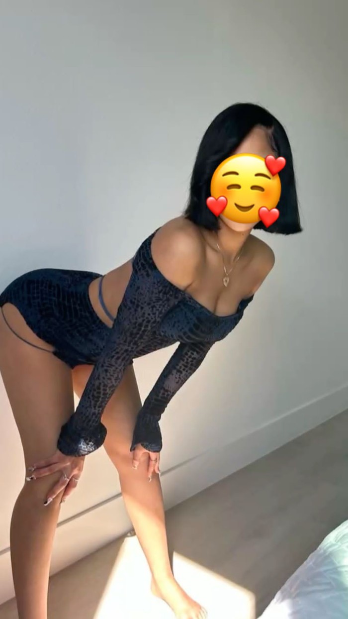 LATINA JOVENCITA GUAPÍSIMA 23 AÑOS NOVEDAD 24H