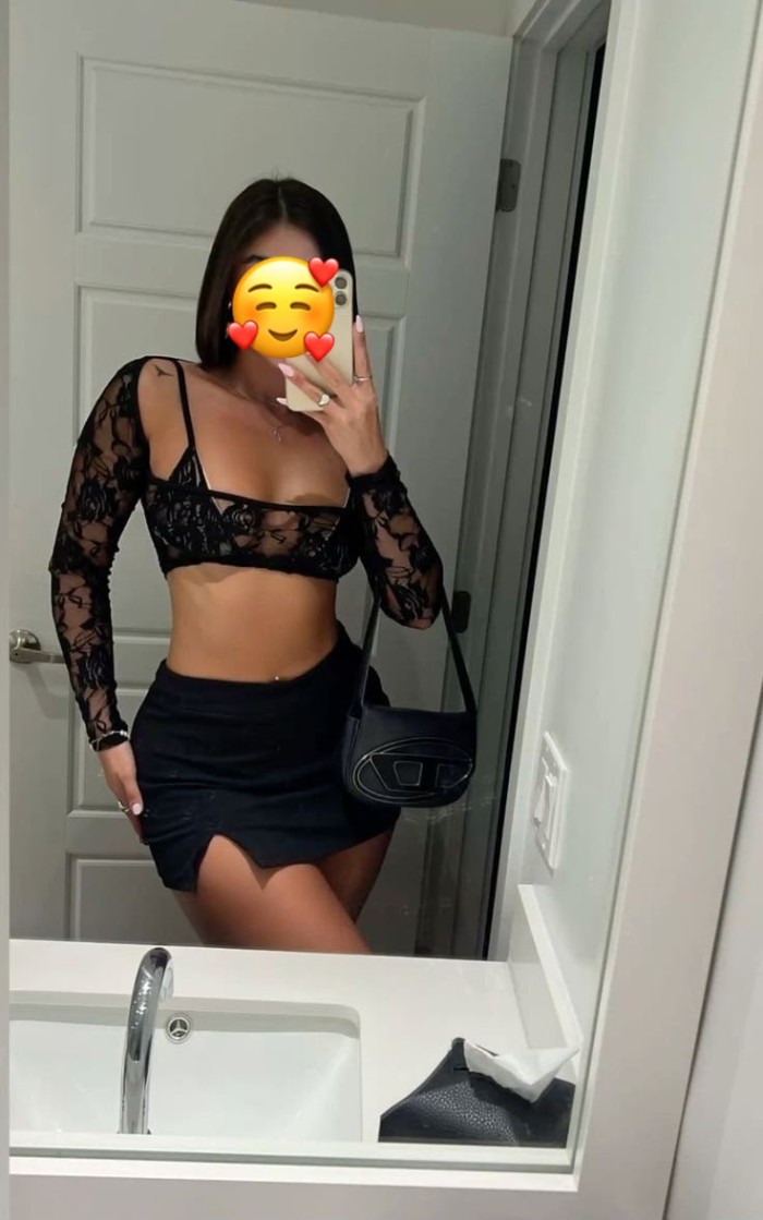 LATINA JOVENCITA GUAPÍSIMA 23 AÑOS NOVEDAD 24H