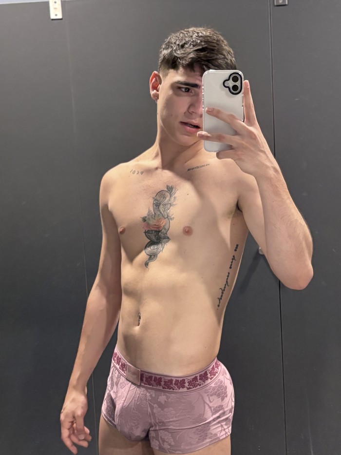 SEBAS SEXY Y CALIENTE DISPONIBLE CON PISO PVT