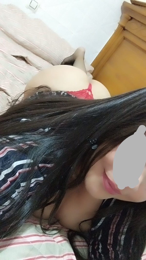 DANIELA NOVEDAD CURVI-MILF SUPER CACHONDA GARGANTA PROFUNDA