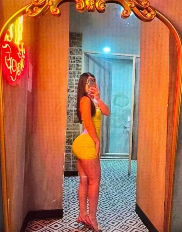 EXQUISITA ARDIENTE CACHONDA MUY COMPLACIENTE