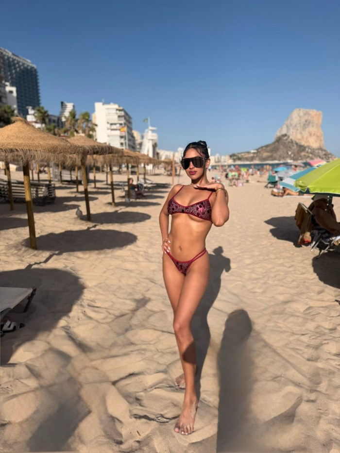 EN CALLE AGUILA 23 MUJER DESEOSA DE SEXO
