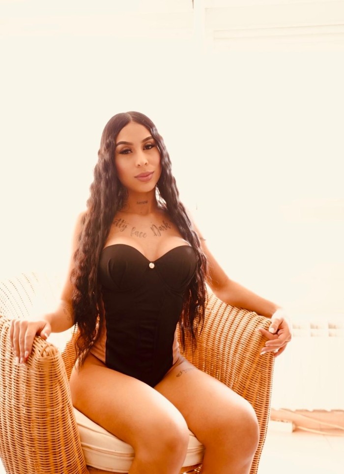 HERMOSA SENSUAL APASIONADA DESEOSA DE SEXO