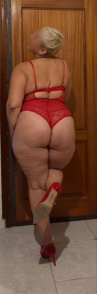 SOL, MADURITA, ARDIENTE, SEXY y lista para PRVOCAR
