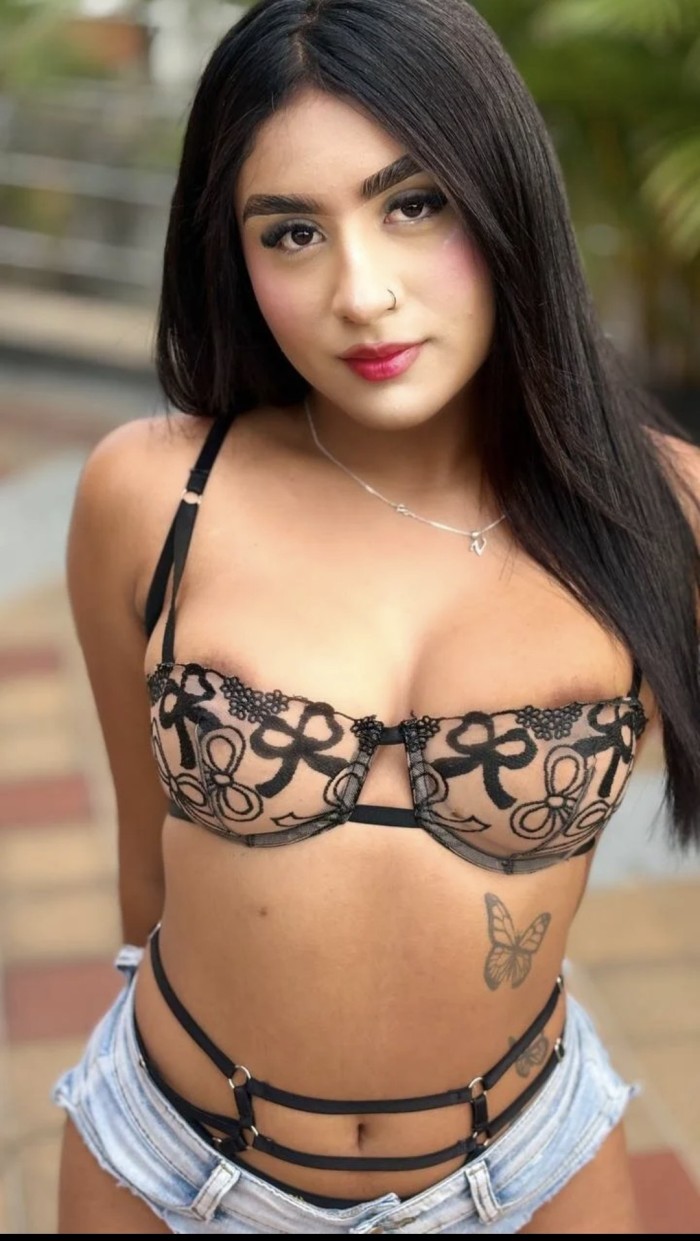 ARDIENTE SENSUAL COMPLACIENTE DIOSA DEL SEXO