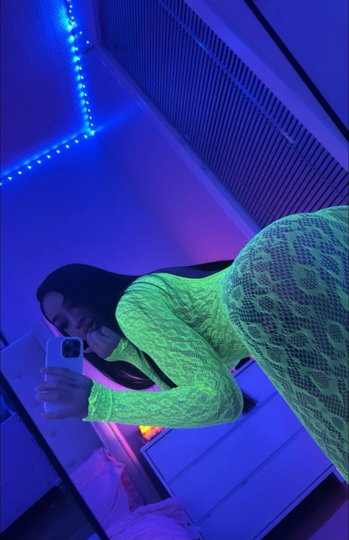 BIBI COLOMBIANA MUY CACHONDA