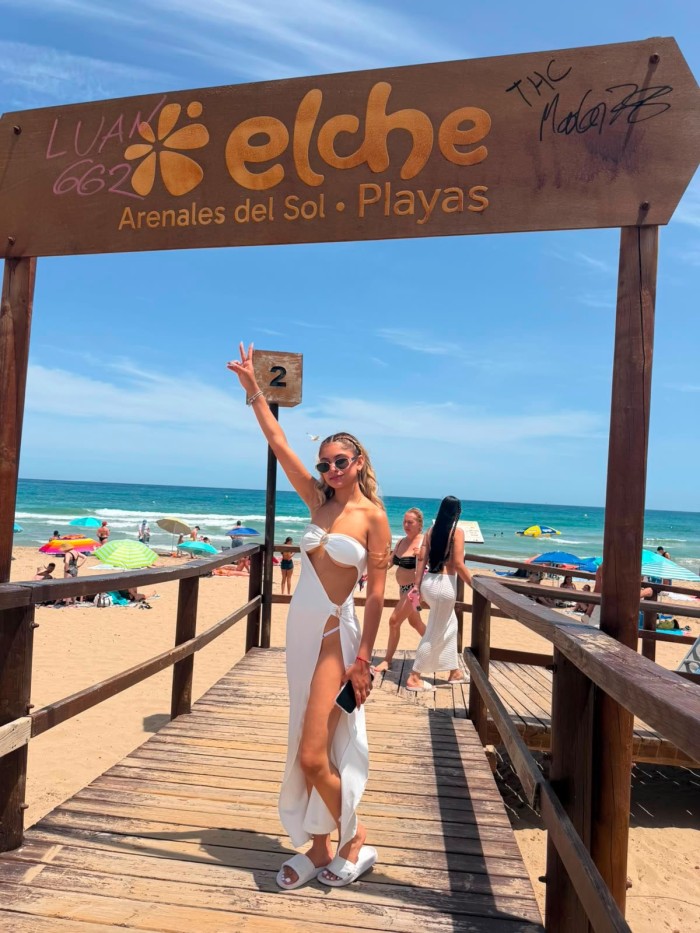 La Barbie rica, joven y sensual que te encantará