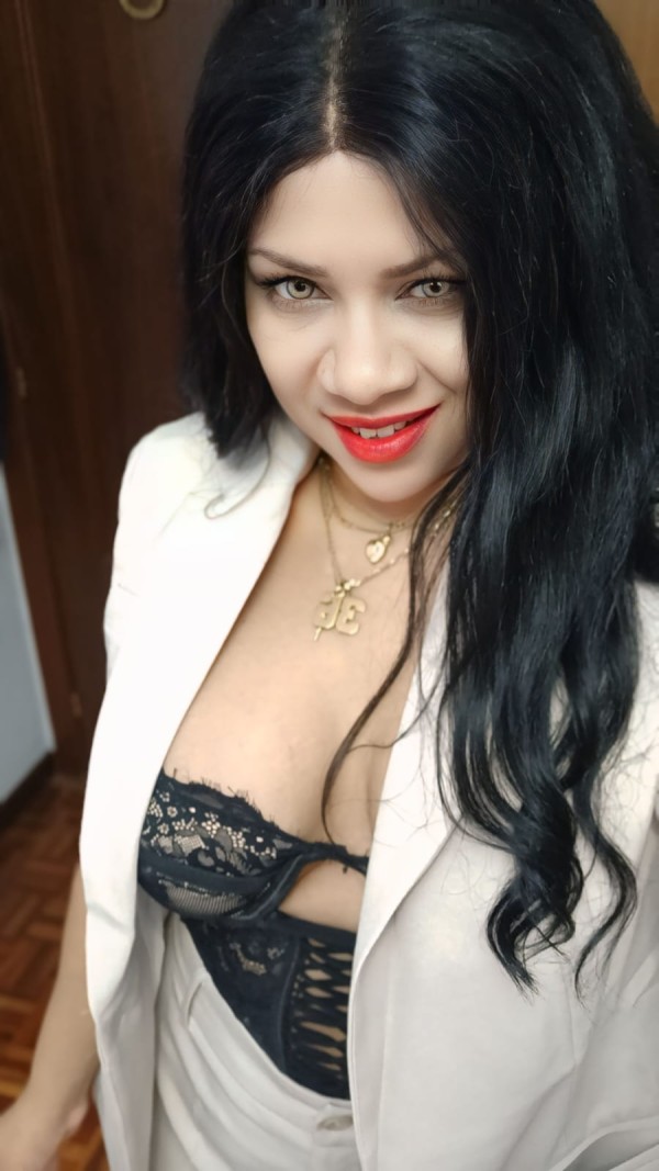 MUJER ELEGANTE Y MUY APASIONADA EN BURGOS PARA TI