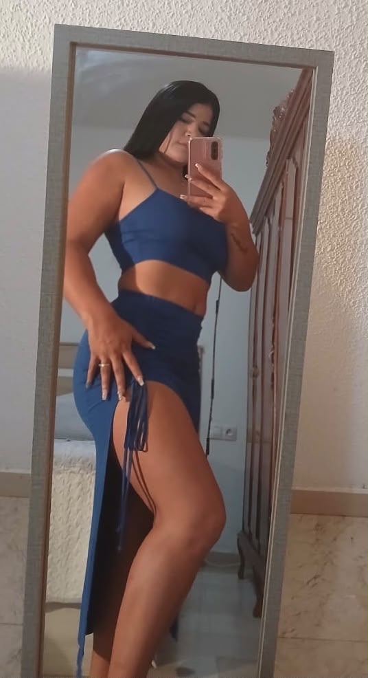 DIOSA DEL PLACER COMPLACIENTE A TOPE EN LLEIDA