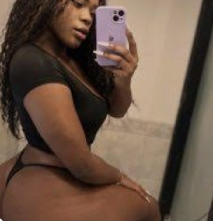 Morena sensual muy cachonda tú mejor