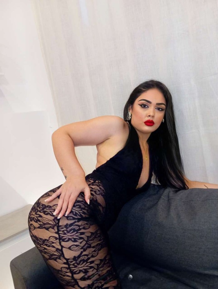 ARDIENTE CHICA COLOMBIANA FULL FIESTERA Y AMOROSA EN TORREVIEJA