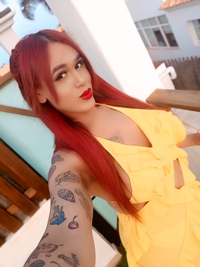 EN LOS CRISTIANOS TRANS ARDIENTE CACHONDA