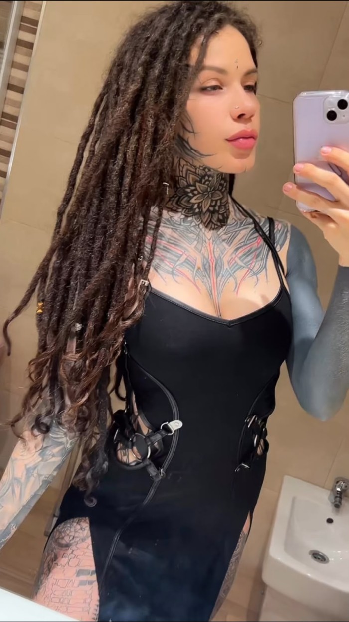 TATUADA Y REBELDE QUE ENCENDERÁ EN ISLA CHICA 624563578