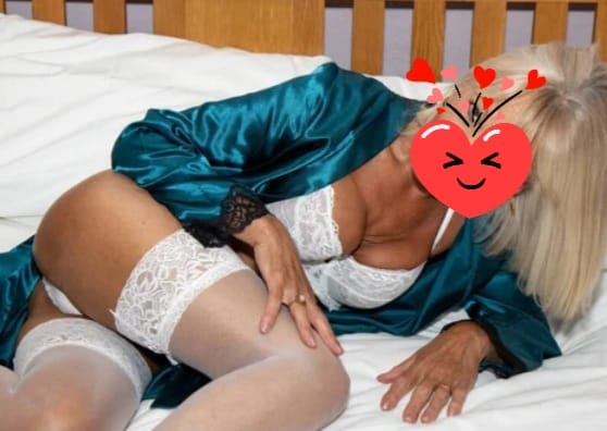 MILENA MADURITA, ESPAÑOLA MASAJES, FIESTA Y MAS