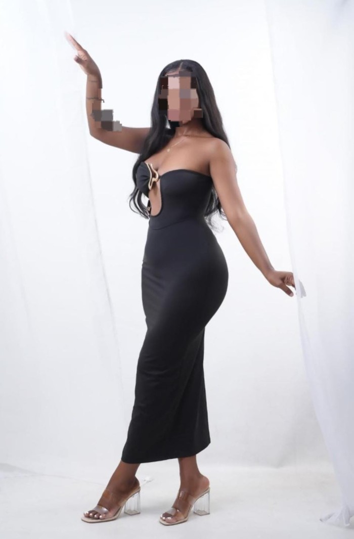 ARDIENTE SENSUAL APASIONADA DESEOSA DE SEXO