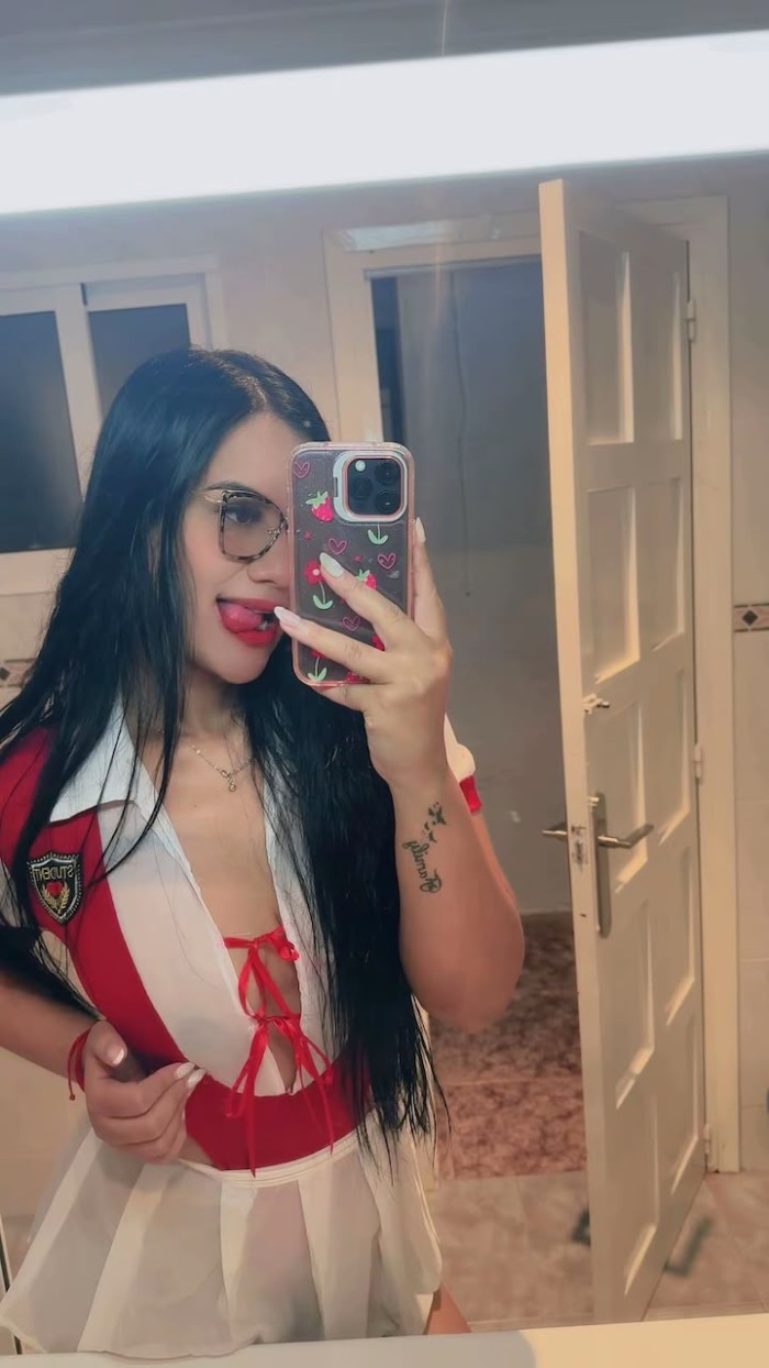 Cachondas desatadas haciendo la fiesta elche carru
