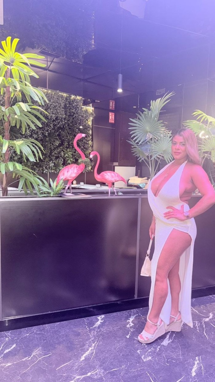 KATY Y ZOE AMIGUITAS CALIENTES CON GANAS DE FIESTA