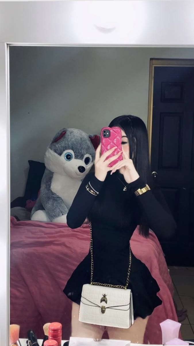 FIESTERA , JOVENCITA SOLO SALIDA AMOR