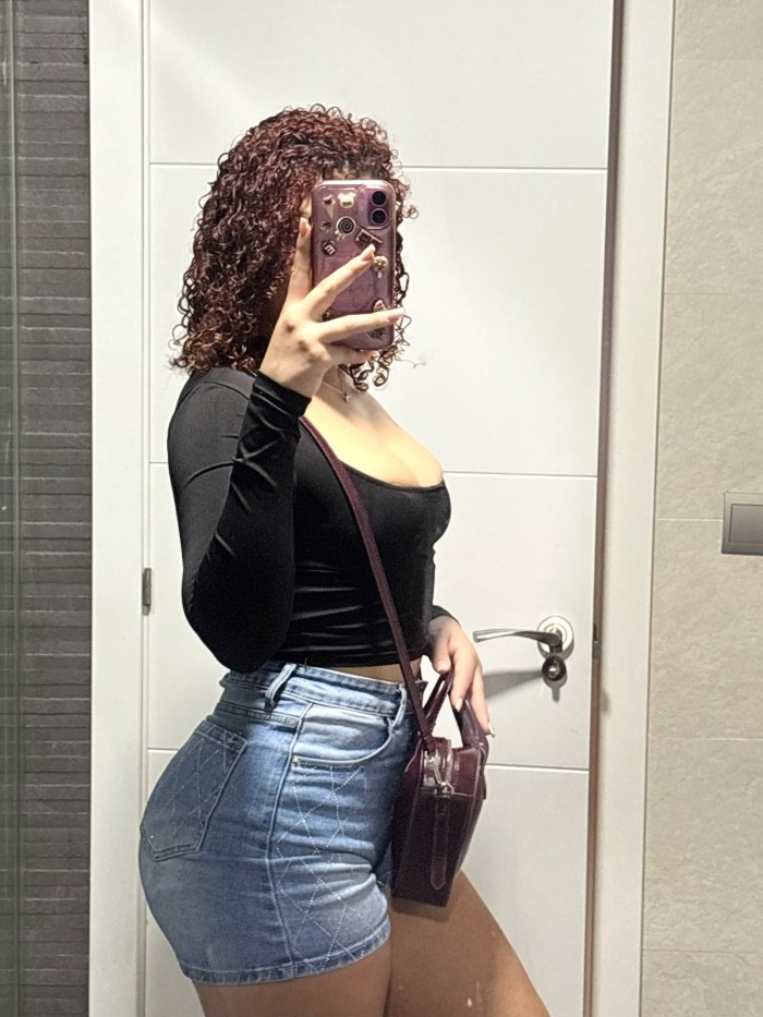RICA Y PODEROSA