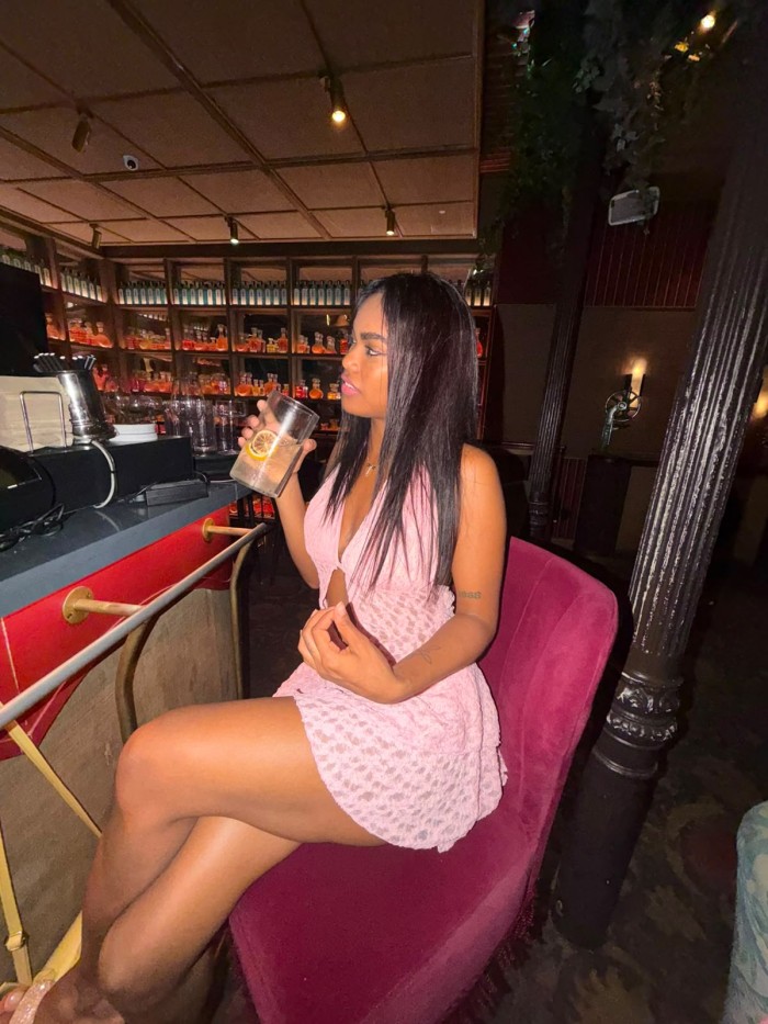 JOVENCITA MULATITA COLOMBIANA PRECIOSA NOVEDAD 24H