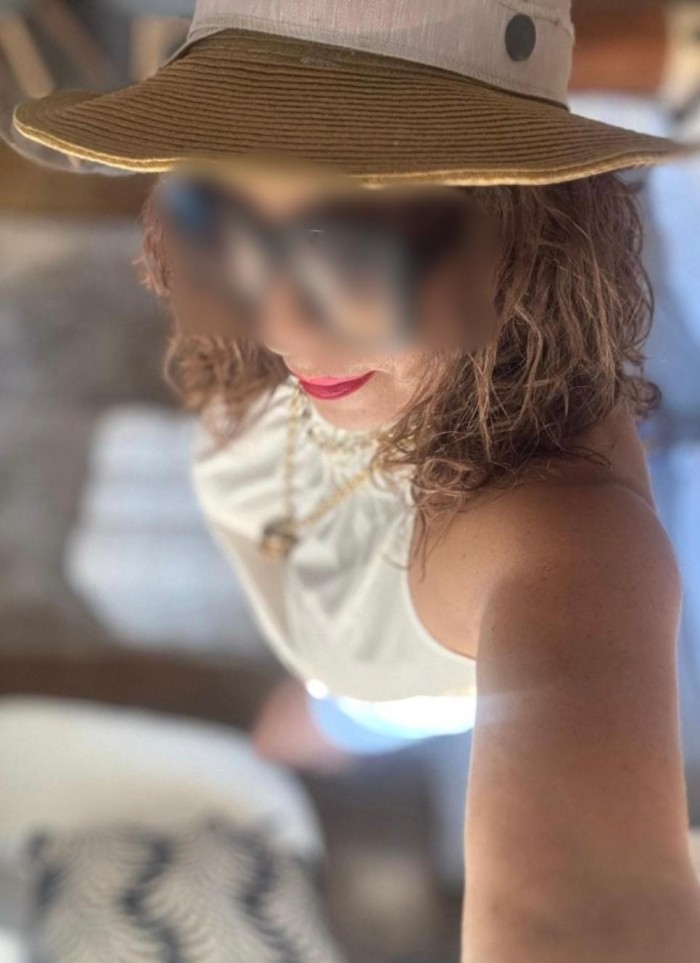 MADURITA DELICIOSA EXPERTA EN SEDUCIRTE Y COMPLACE